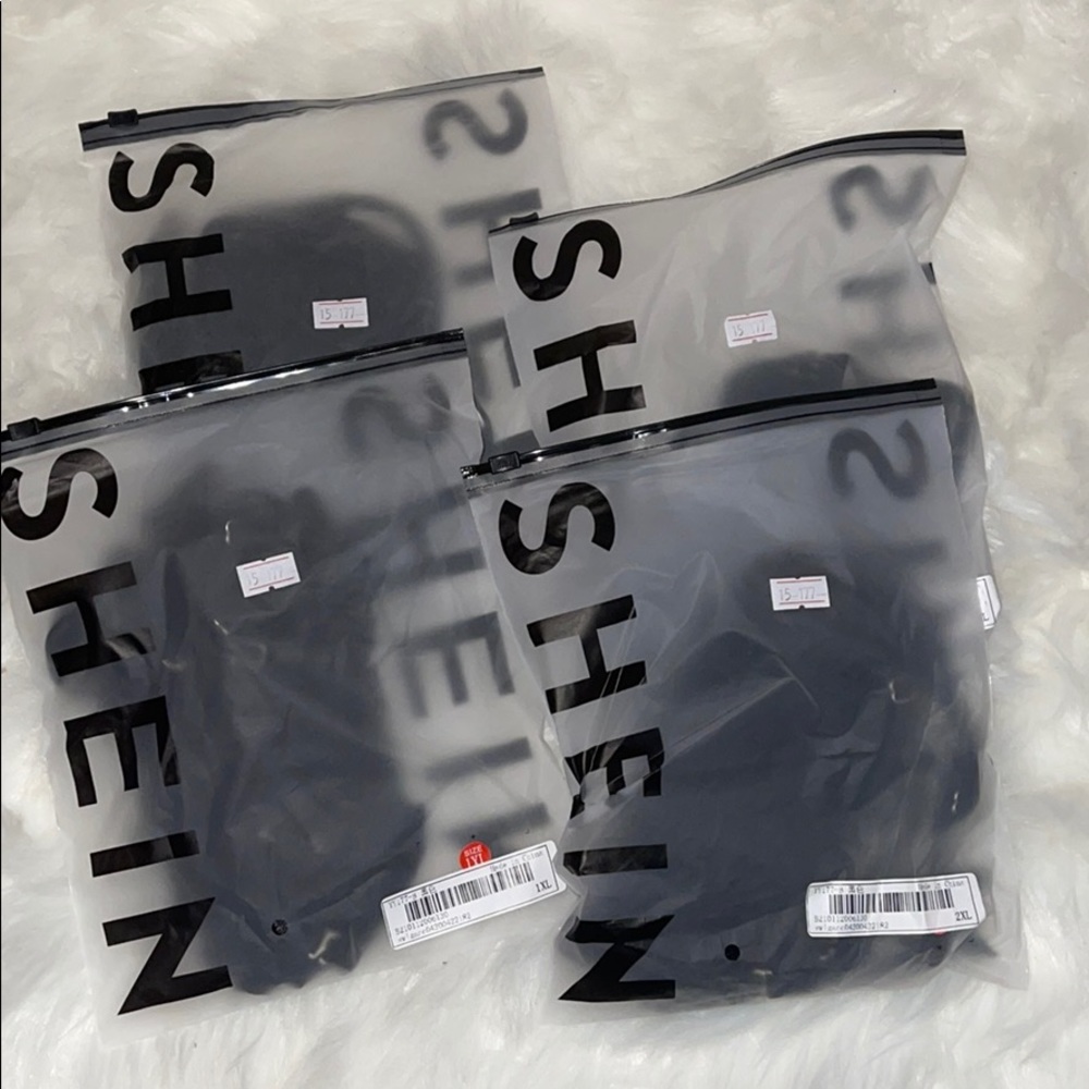 Plus Floral Lace Garter - Picture 6 of 6